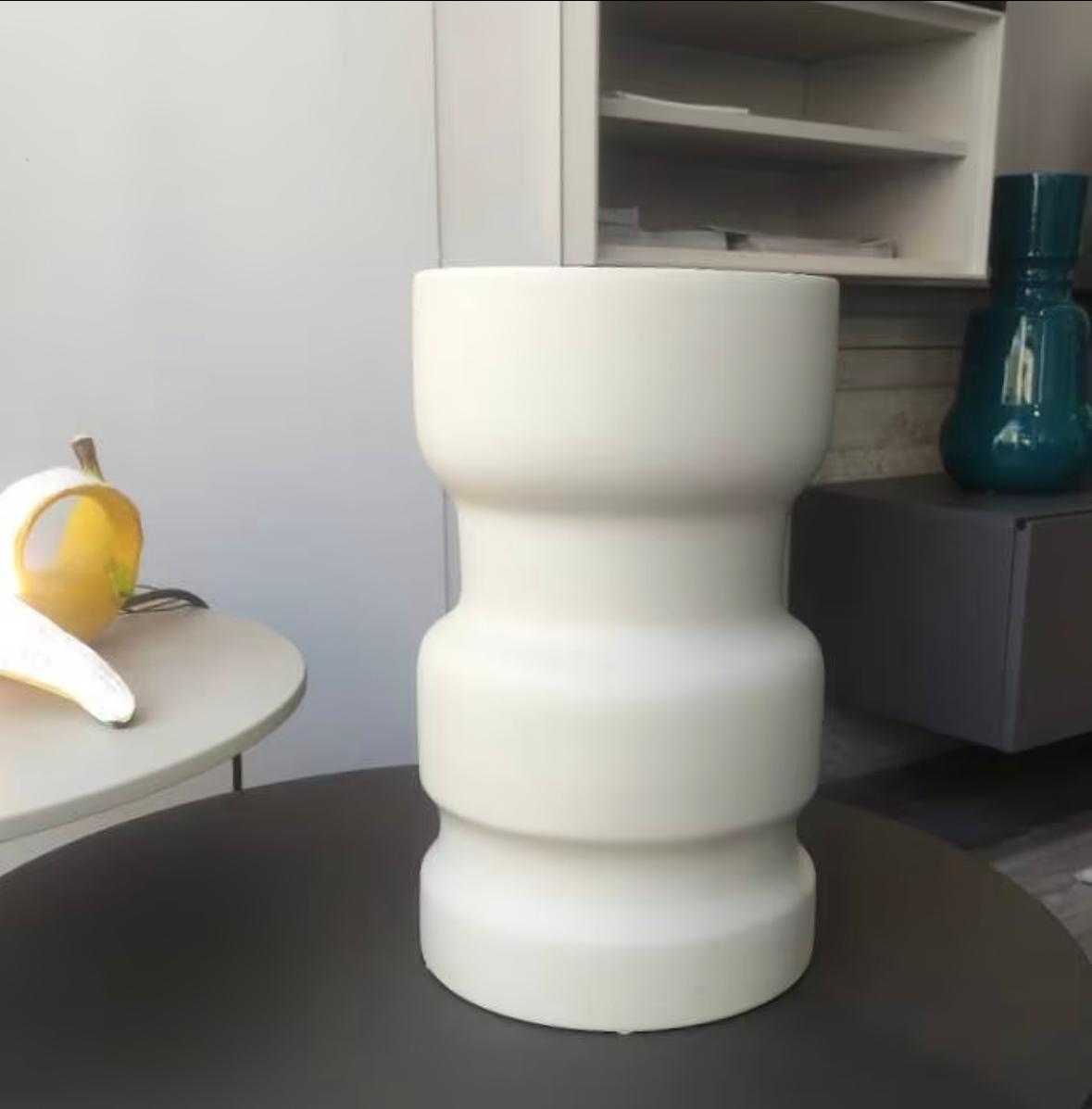 Vaso Bosa Sagomato Largo Ecrue Matt